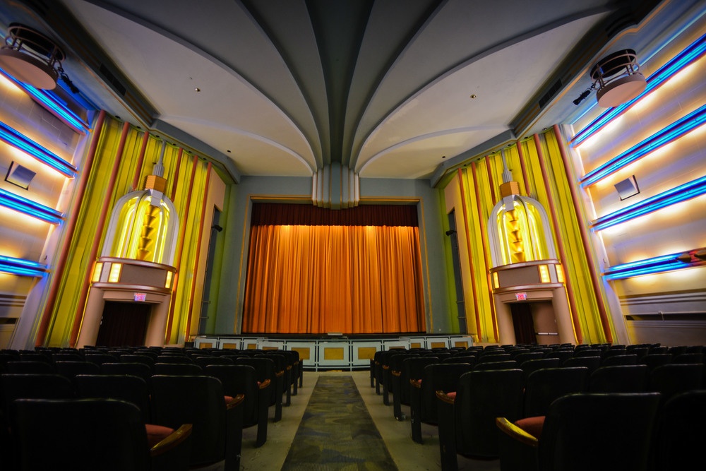 Visit the Fargo Theatre Movies, Events, and More